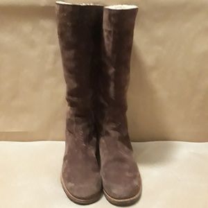 Ugg brown suede boots